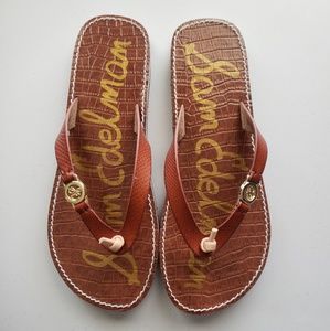 Sam Edelman flip flops